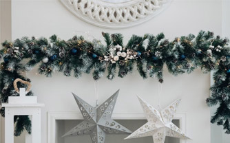 Еловые гирлянды